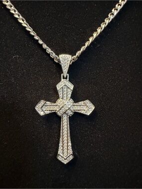 Iced Out AAA CZ 2in 14K White Gold Finish Cross and Cuban necklace 24in 3mm